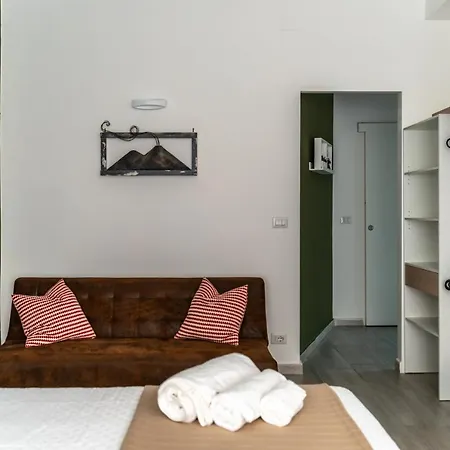 Neapolitan Guest House Vittoria Colonna-3